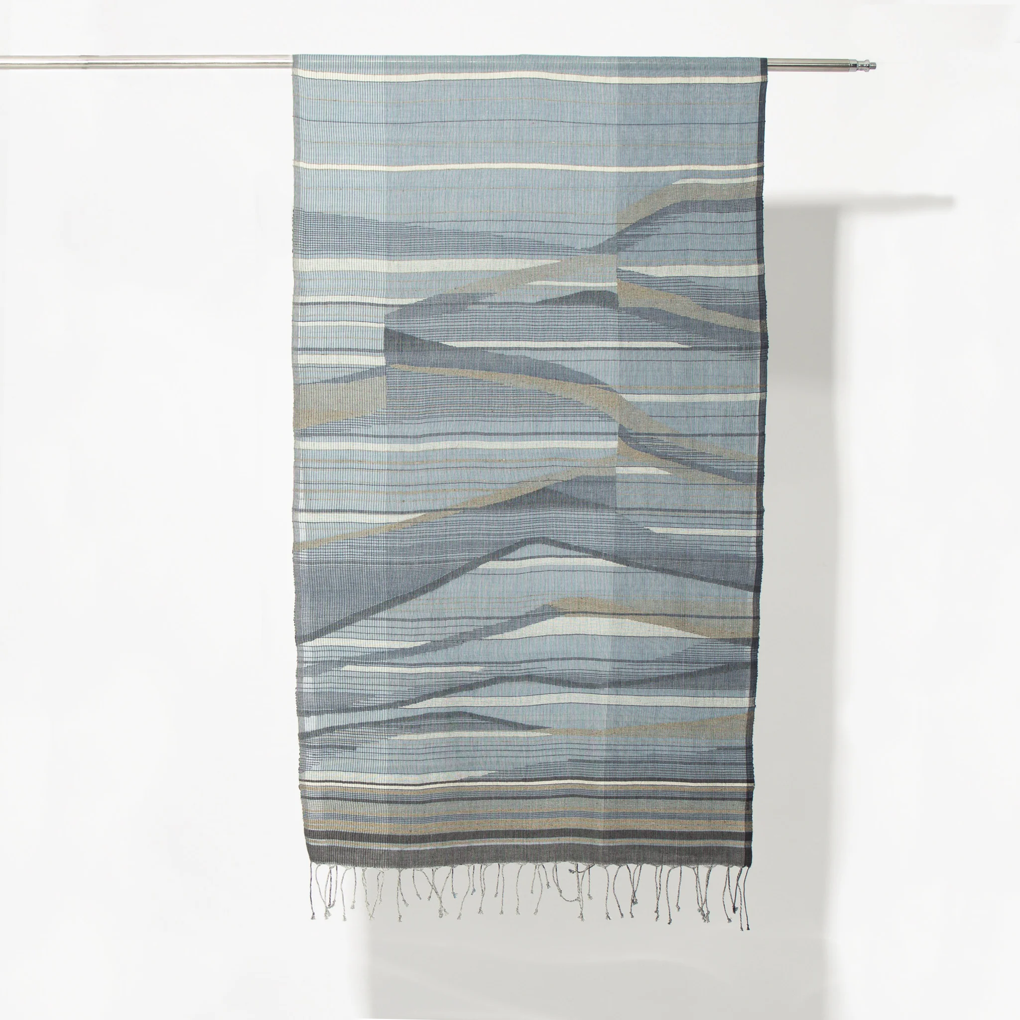 India, Karomi Crafts & Textile, Waves Crest Stole