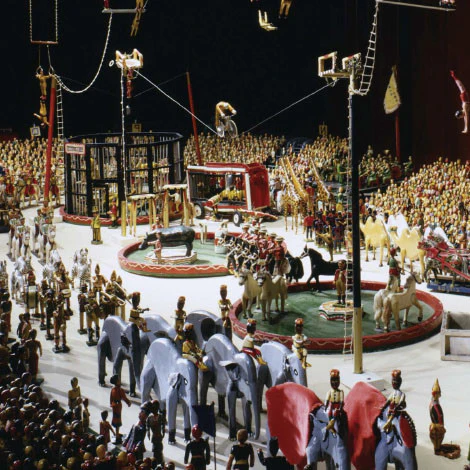 Issue 37 Dress Circle - Image 8