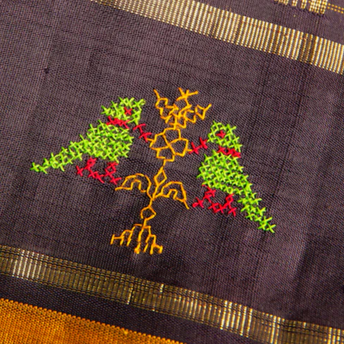 Tuesday 9 September, 10-4 p.m.: Workshop: Kasuti Embroidery with Sujaya Mahesh of Sameeksha Studio & School of Embroidery - Image 3