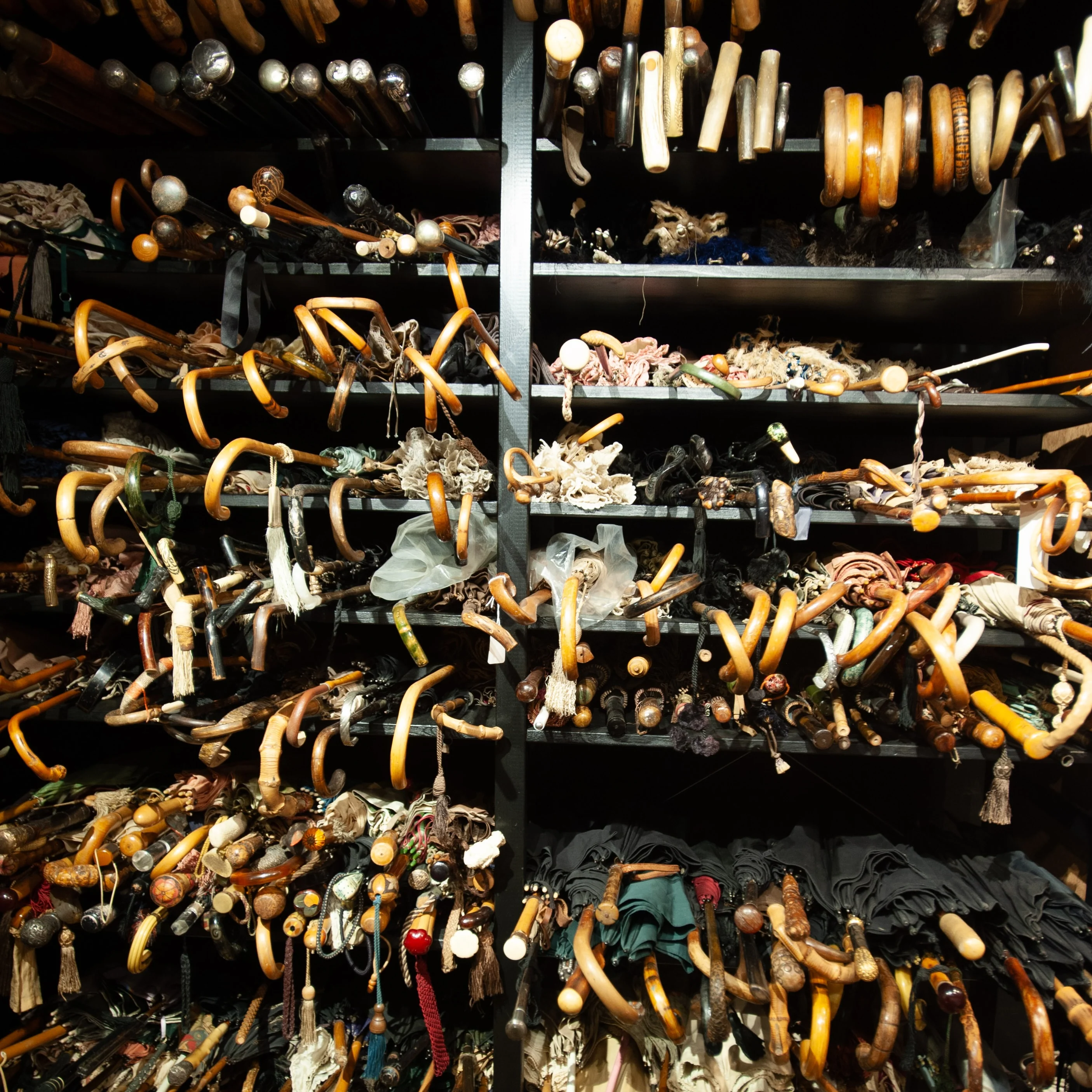 Tuesday 15 September, 11 - 1 p.m. and 2:30 - 4:30 p.m.: Tour: Costume Secrets with Cosprop - Image 4