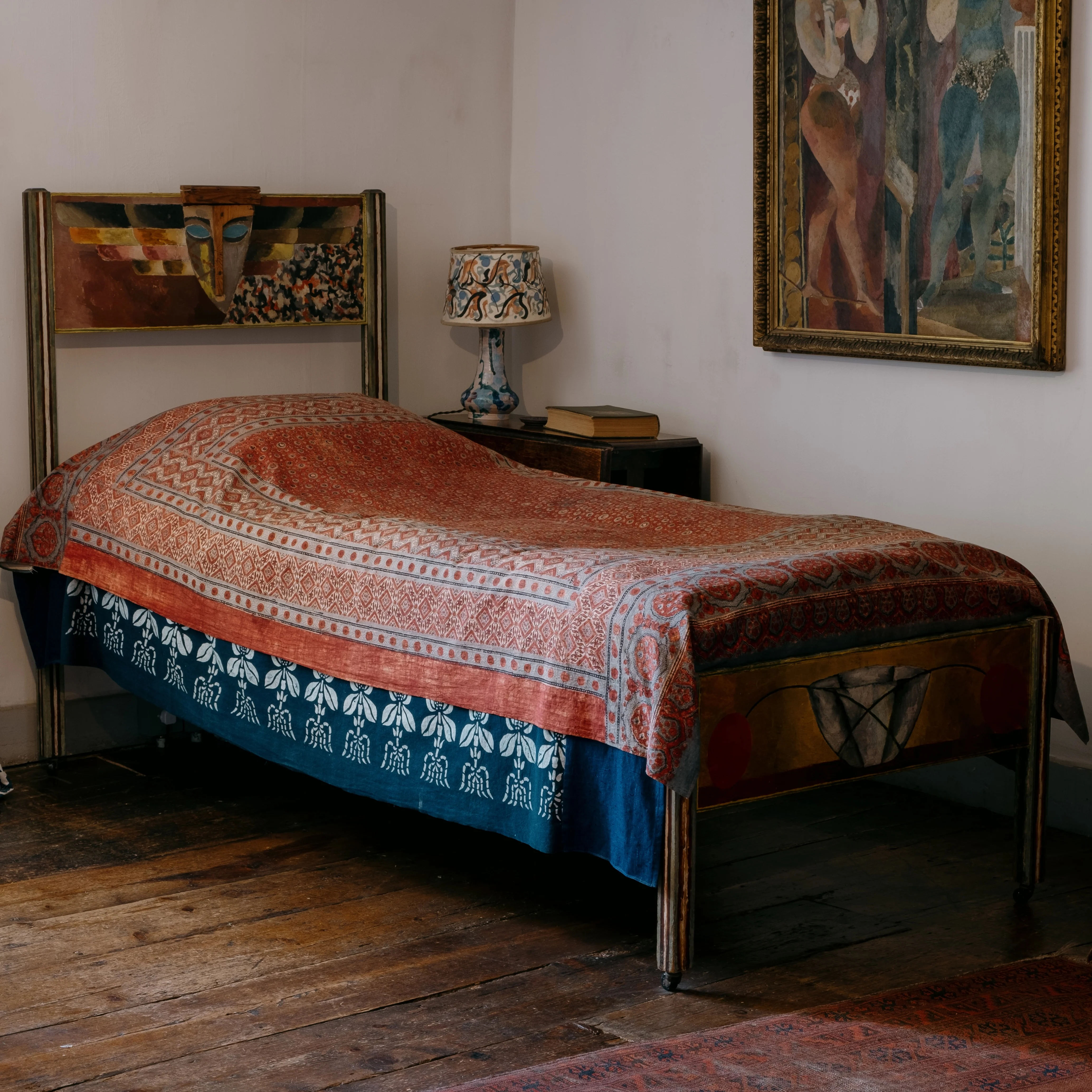 Tuesday 8 September, 11-12 p.m.: Tour: Textile Design at Charleston Farmhouse with Darren Clarke - Image 4