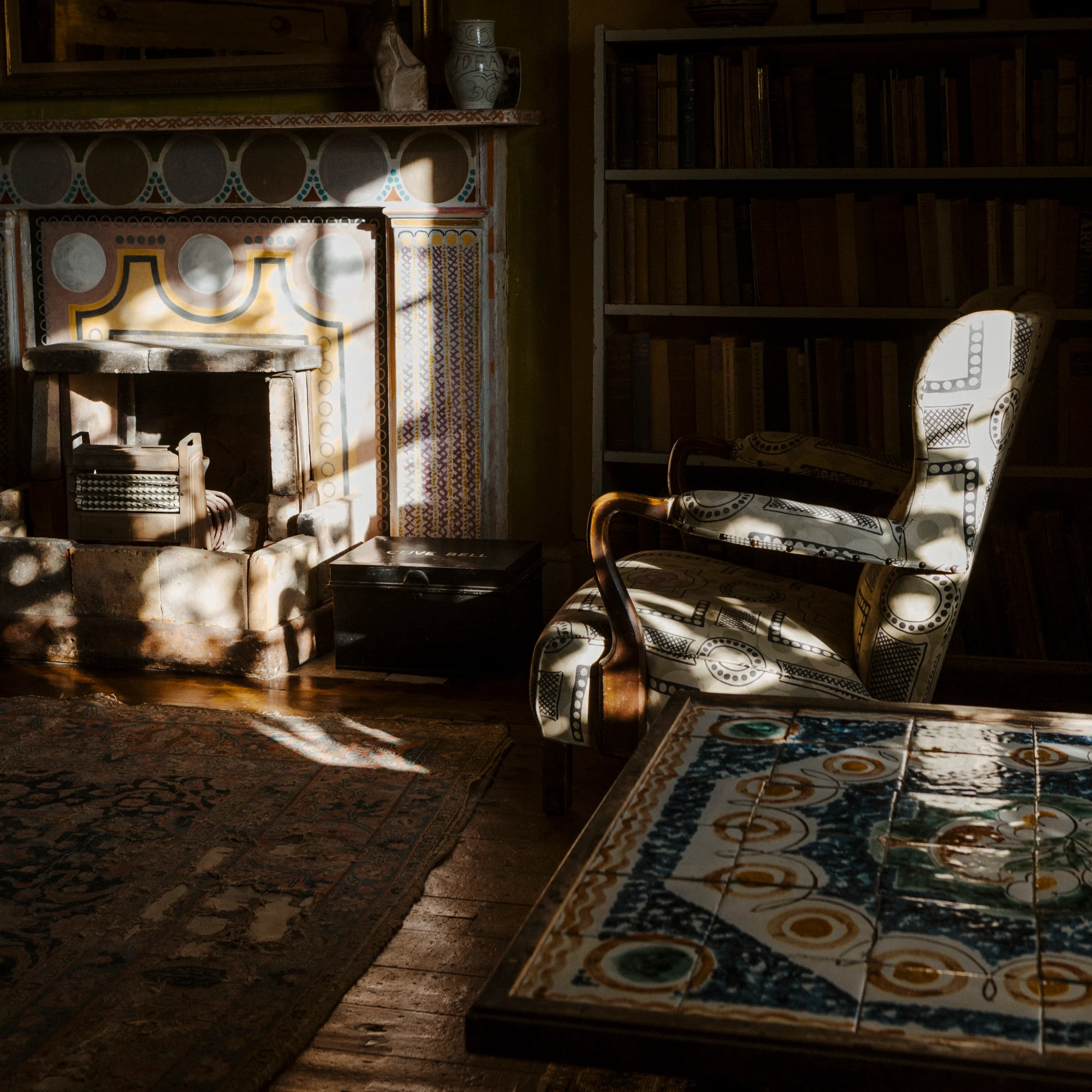 Tuesday 8 September, 11-12 p.m.: Tour: Textile Design at Charleston Farmhouse with Darren Clarke - Image 8