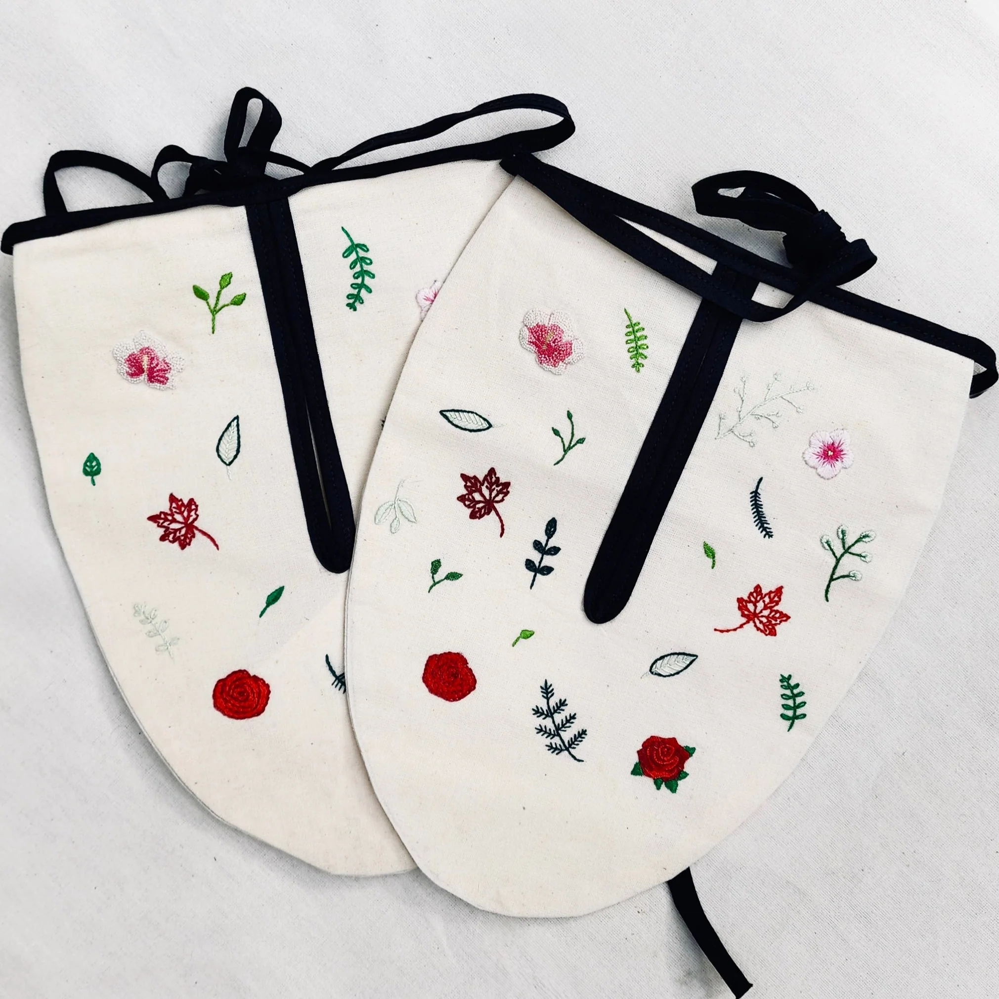 Tuesday 9 September, 10-4 p.m.: Workshop: Make a Historically Inspired Pocket with Melissa Jo Smith and acclaimed designer Rebecca Cole from Illuminated Arts - Image 18
