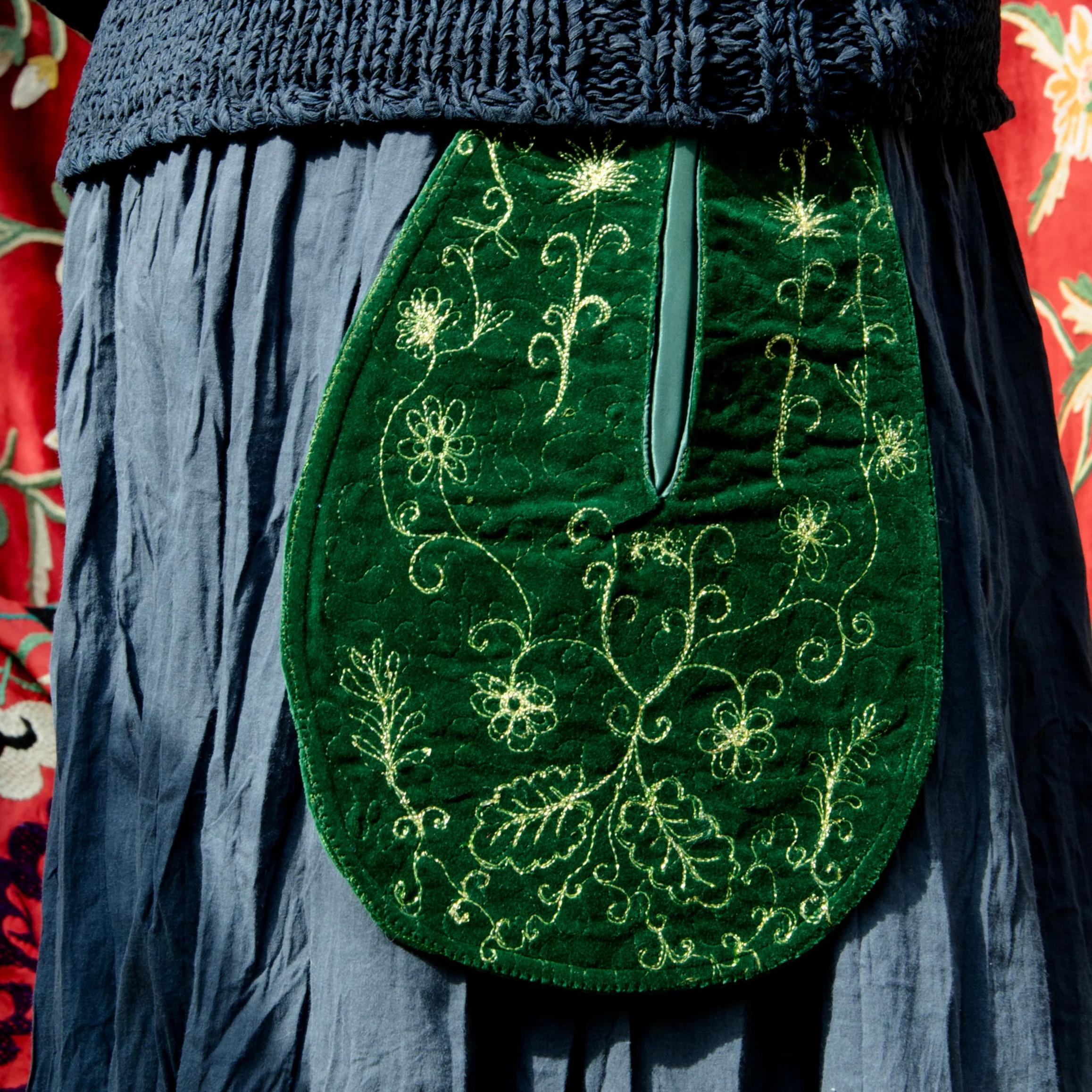 Tuesday 9 September, 10-4 p.m.: Workshop: Make a Historically Inspired Pocket with Melissa Jo Smith and acclaimed designer Rebecca Cole from Illuminated Arts - Image 21